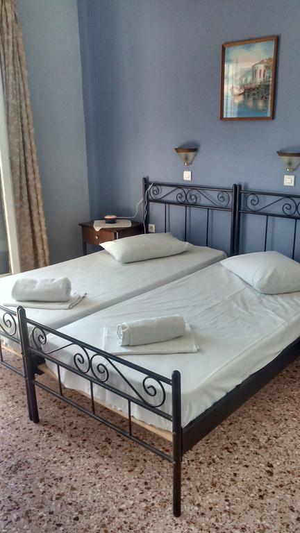 Oasis Hotel Theodoros & Litsa Galaris Agia Marina  Екстер'єр фото
