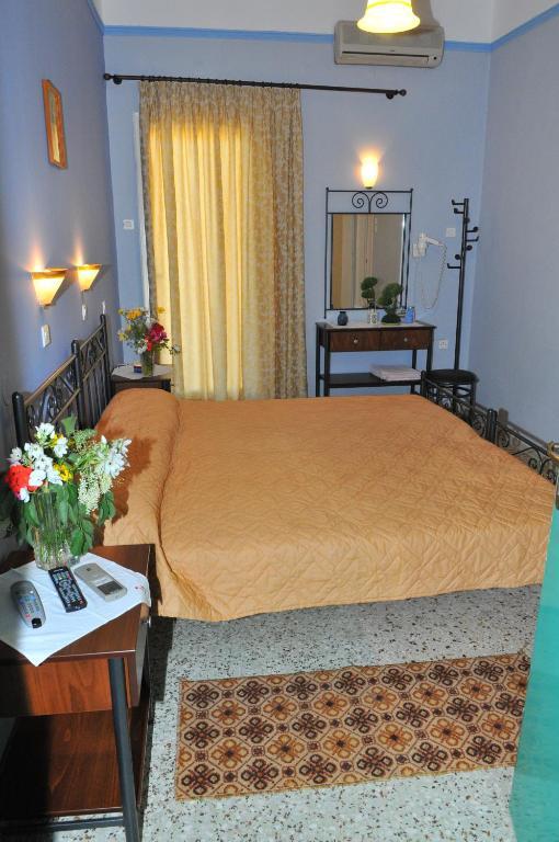 Oasis Hotel Theodoros & Litsa Galaris Agia Marina  Екстер'єр фото
