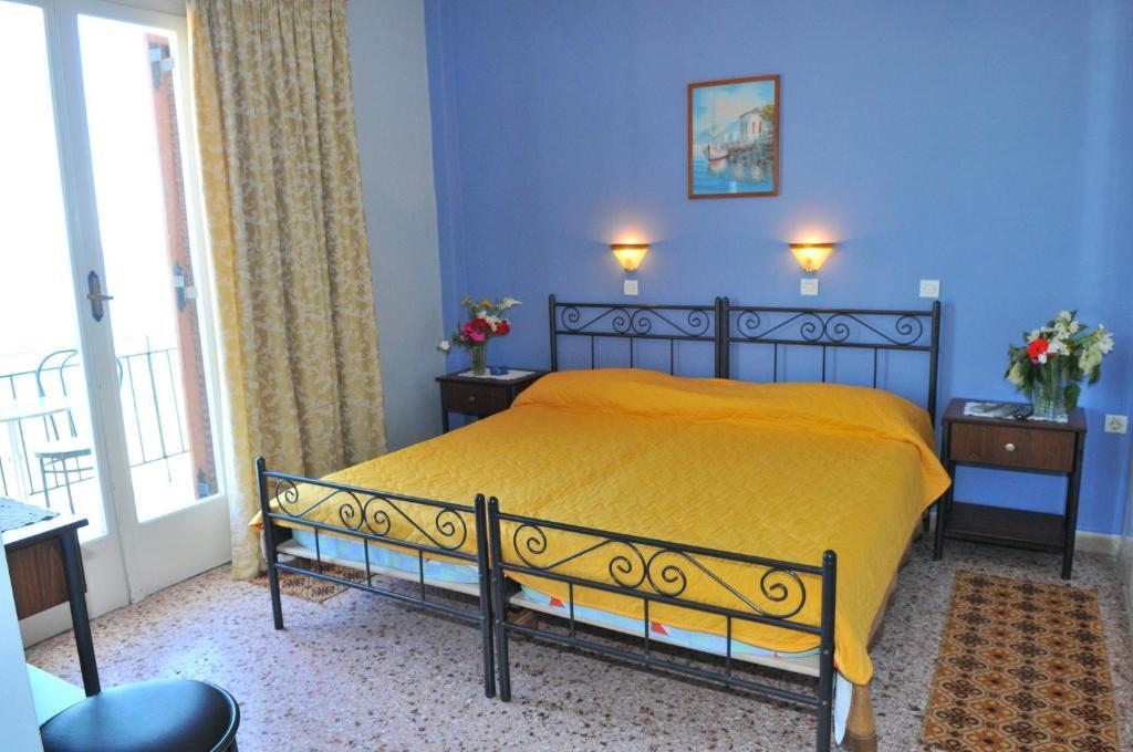 Oasis Hotel Theodoros & Litsa Galaris Agia Marina  Екстер'єр фото